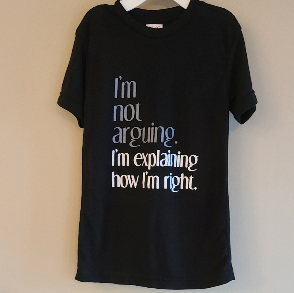 Black short sleeved tee shirt